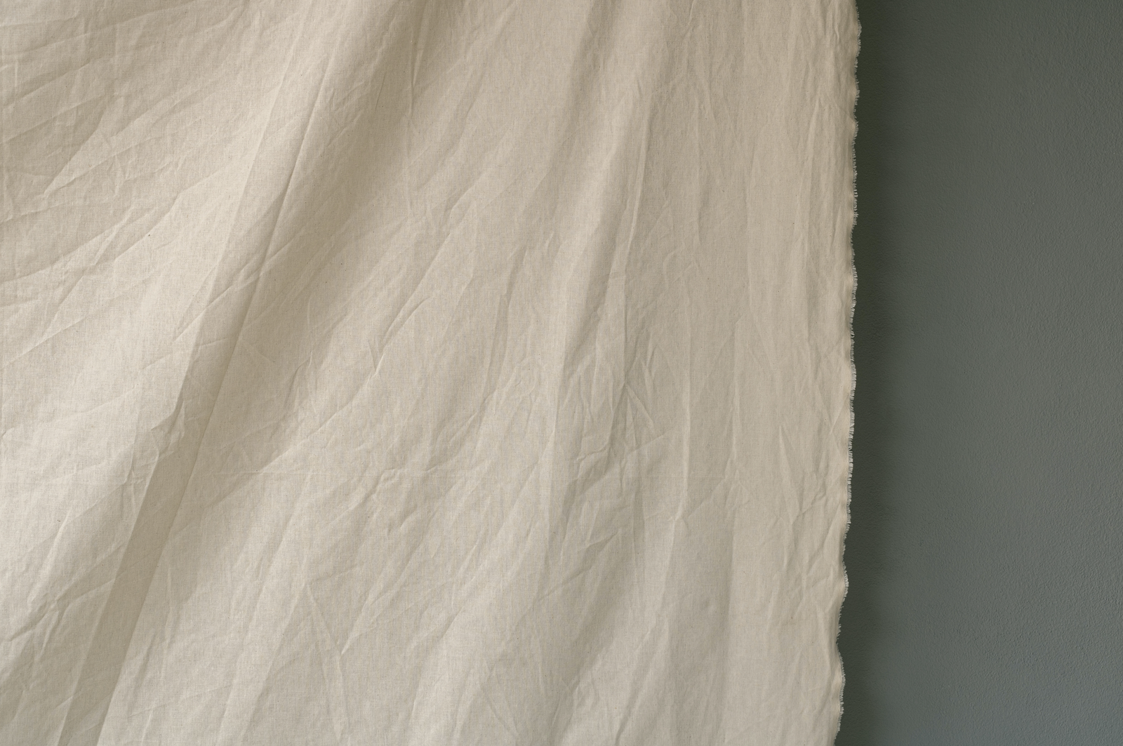 3 tips to slowing down the development of under-eye wrinkles