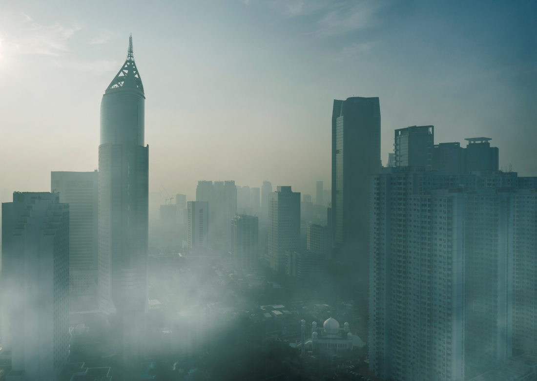 Pollution and Eye Care: Protecting Your Eyes in City Environments