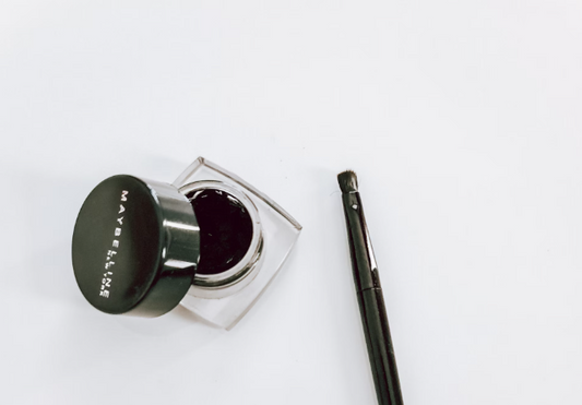 do-i-need-to-throw-out-my-eye-makeup-after-pink-eye